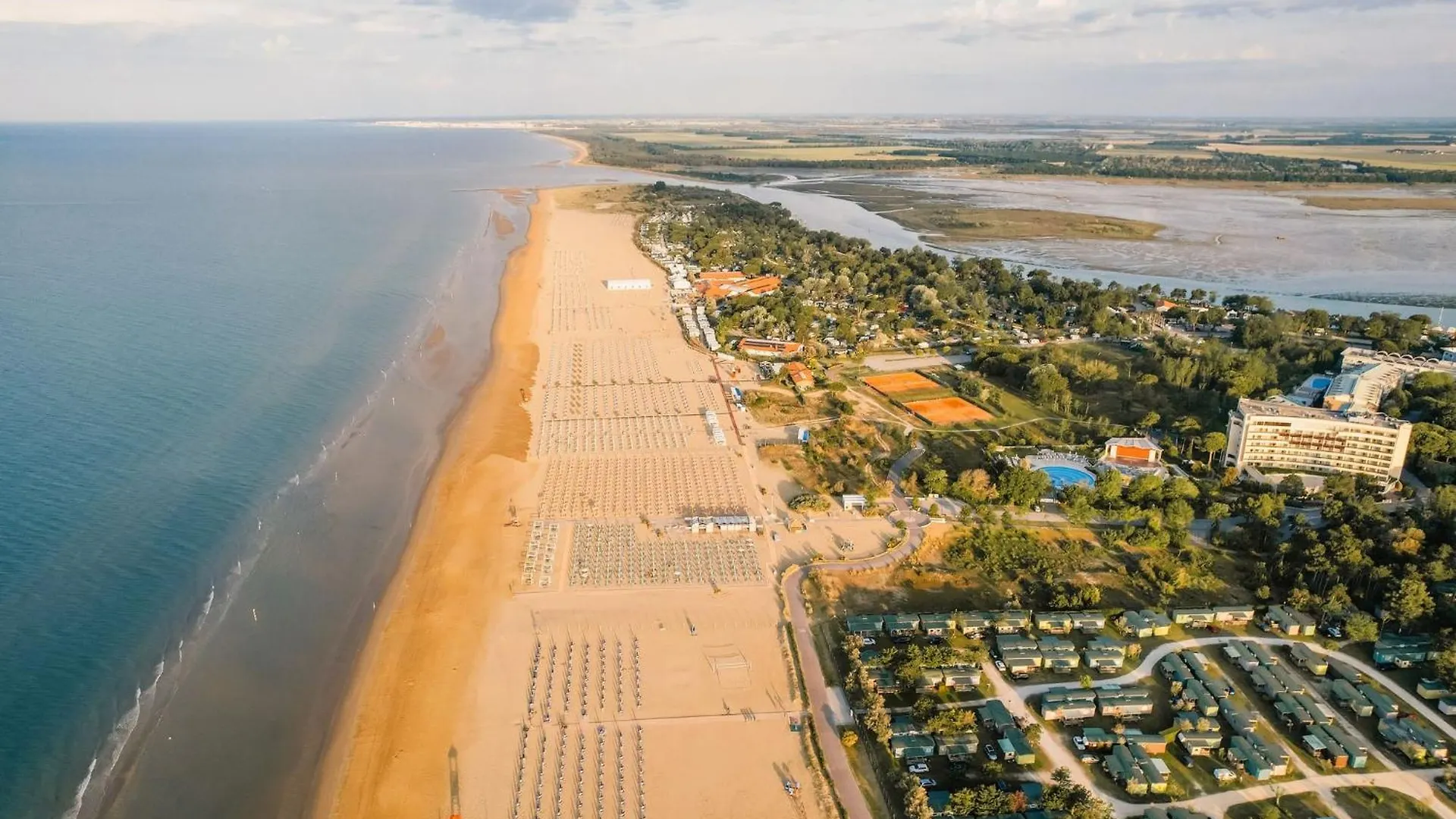 Splendid Flat With Terrace - Beahost Rentals Bibione Italy